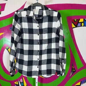 Dickies, Black and White Plaid Flannel Button Down Shirt. Size Small.